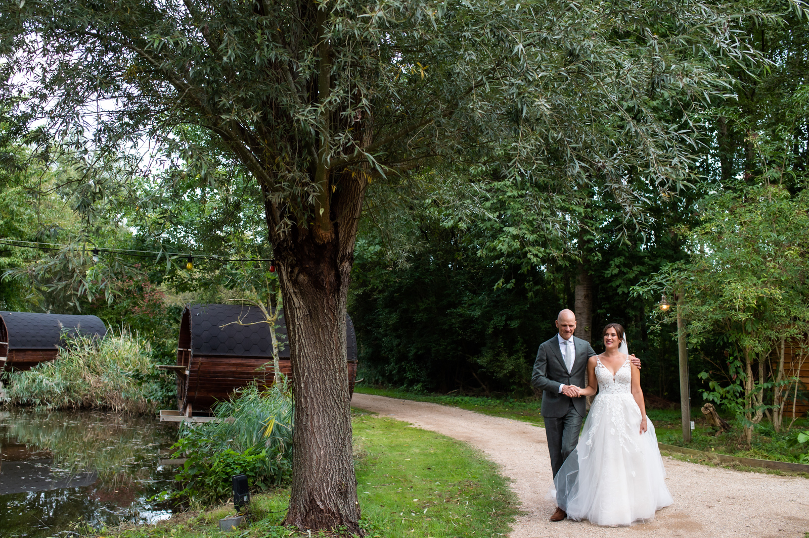 trouwen op landgoed vidaa, trouwen in rotterdam, trouwfotograaf rotterdam, bruidsfotograaf, wat kost een trouwfotograaf, het polderhuis, bergschenhoek
