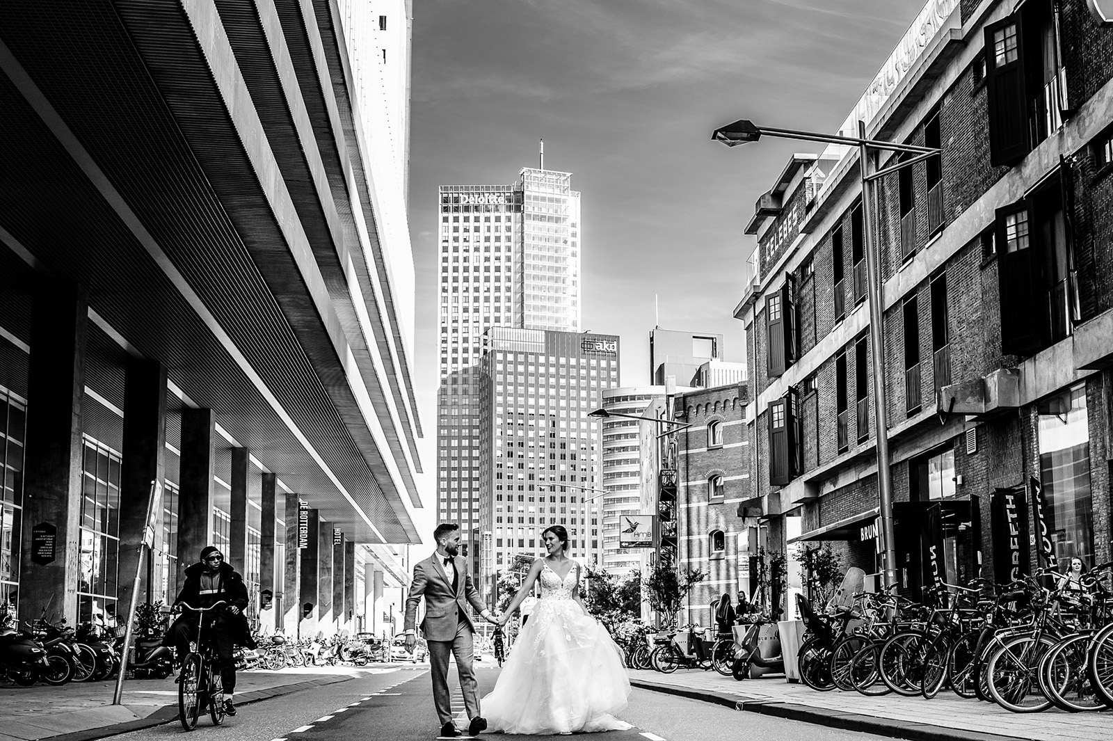 trouwen op landgoed vidaa, trouwen in rotterdam, trouwfotograaf rotterdam, bruidsfotograaf, wat kost een trouwfotograaf, het polderhuis, bergschenhoek